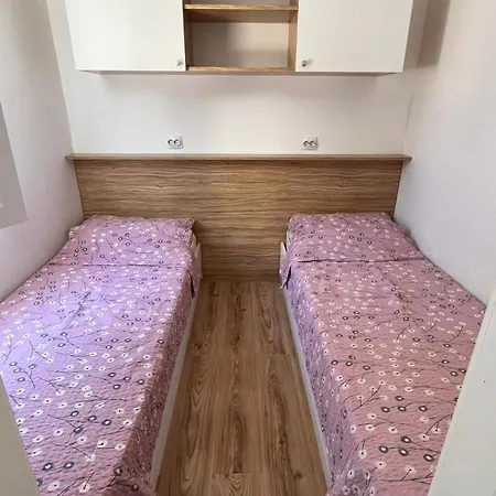 House Iva * Pakoštane