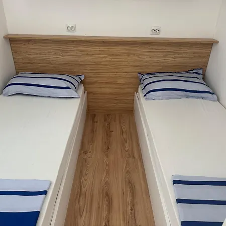 Holiday home House Iva *
